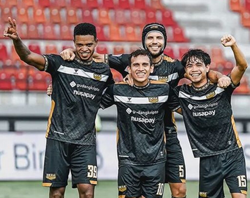Kemenangan Sulit Borneo FC: Laga Sengit dengan 10 Pemain Dewa United-ggxpj5.com